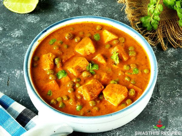 Mutter Paneer (Half)