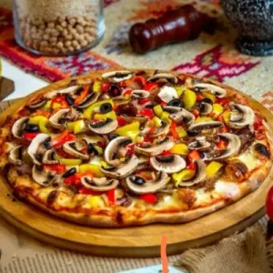 VEG KEEMA PIZZA  LARGE
